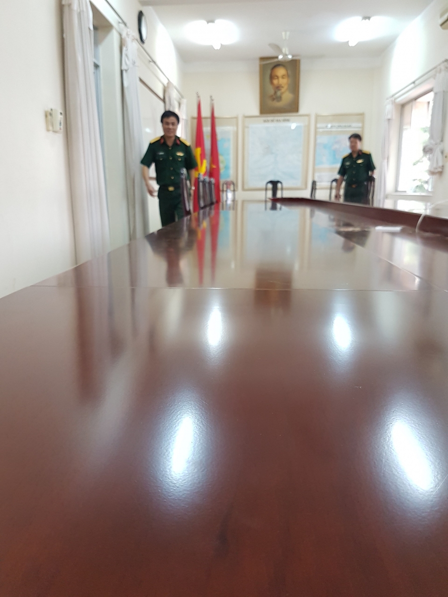 bàn họp gỗ sơn pu -20-30 người